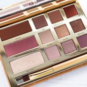 🤩Tarte swamp queen eyeshadow palette 🤩